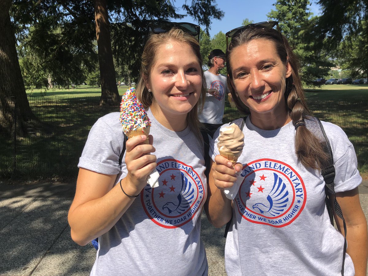 CrystalMwc's tweet photo. Best idea of the day...ice cream!!! #ashlandsoar #resourceteam https://t.co/3CpDjkpBXf