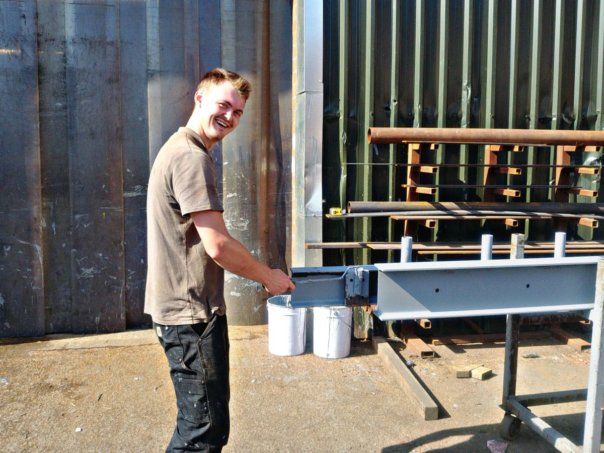 NeilssteelsLtd's tweet photo. Remember, it's important to protect your beams and columns. One of our apprentices, Jake, coating a customers steel!

#welding #welders #ukwelding #ukwelders #fabrication #metalfab #britishmanufacturing #weldaholics #tigweld #tigandchill #weldlife https://t.co/4emhIL5oyO
