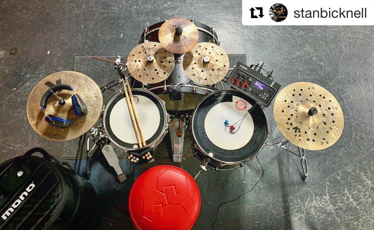 BigFatSnareDrum's tweet photo. Stanโs Yamahas.
#Repost @StanBicknell
@YamahaDrums @ZildjianCompany @zildjiansticks @remopercussion @Allbirds @MONOcreators @RoosterThrones @MEEaudio
#thebicknellprinciple #rhythmicallycaffeinated #pocketandchops4life #timepluseffortequalsresults #bigfatsnaredrum #bfsd https://t.co/y6GsMWfuAN