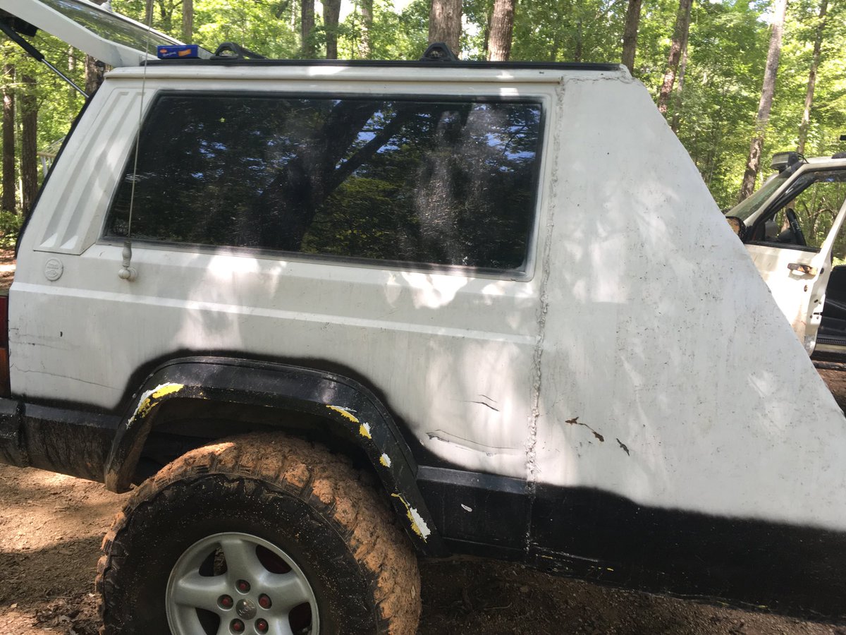 Saw this on the trail this weekend.
#recyclexj
#thejeeptalkshow   #jeepxj  #trailtherpy #thejeepmafia #jeepfreeks #trailtherapy #itsajeepthing #jeepfam #6x7_life  
#jeepoffroad   #jeepforce #jeepflow #jeepbeef #jeepfamily #featuremejeepnjeeps #beardedjeepersquad #jeepxjclub