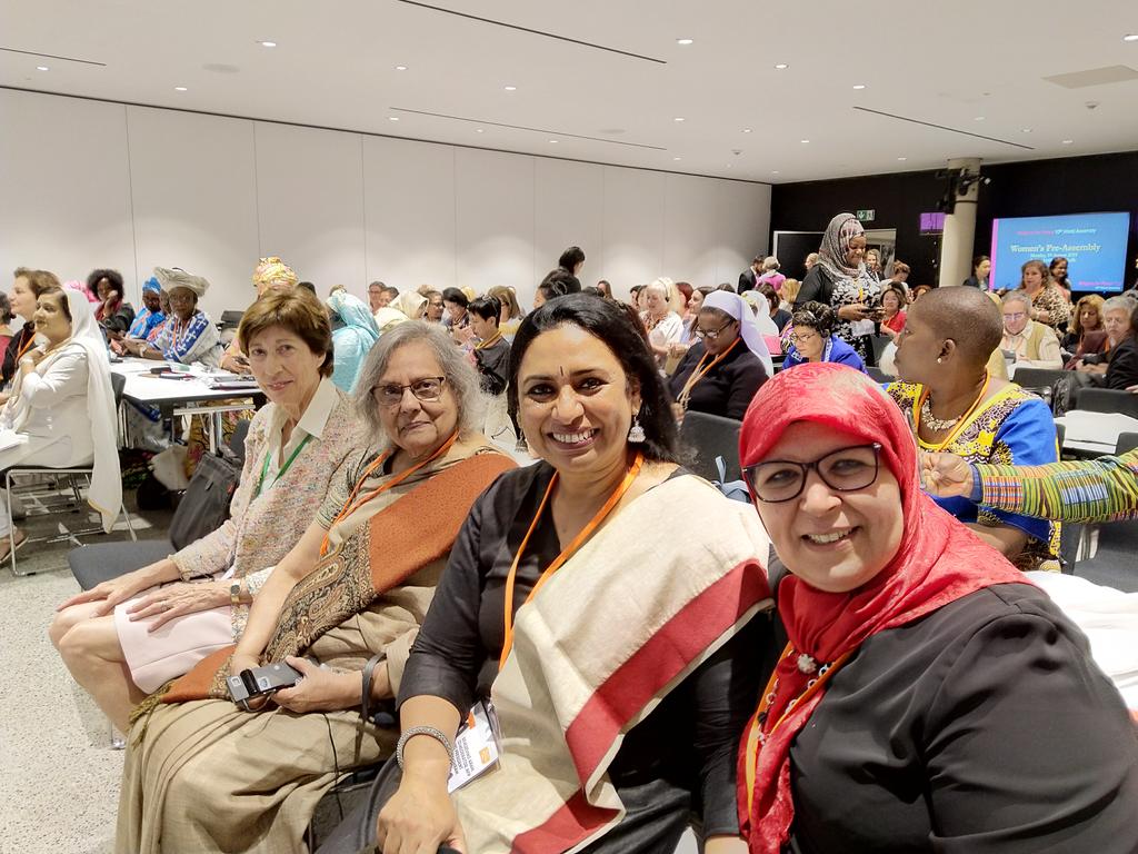 Labidi_Mehrezia's tweet photo. With Ella Ghandi and Vinu Aram# Women of Faith#Religions for Peace W Assembly#Lindau https://t.co/zTe21hu677