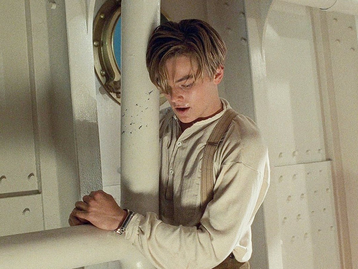 レオ様の白サスペンダー萌え【4選】