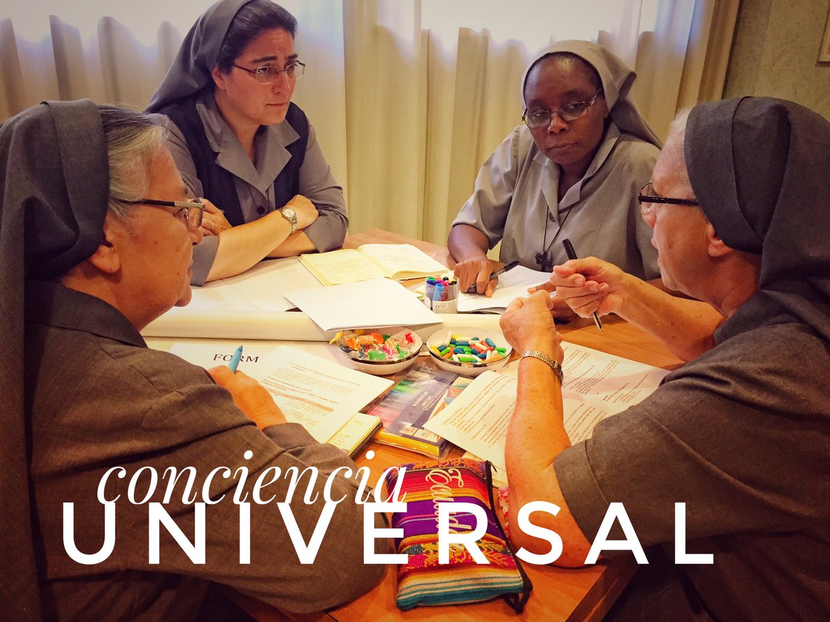 #PasandoPorElCorazón momentos clave de ntro #XXIICapítuloGeneral ...queremos que la conversación profunda y discernidora siga siendo uno de los medios que nos ayude a expandir ntra conciencia con marcado acento universal! #VamosContigo