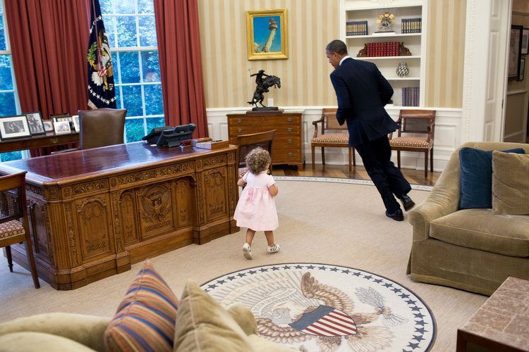 funder's tweet photo. Things are pretty tough right now, so here are pics of President Obama hanging out with kids to start this Monday off right. https://t.co/WPnabqu6uy