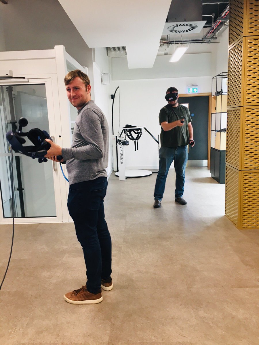 TeesScreen's tweet photo. This time last week we set the bar for Monday mornings! ๐
We were getting a taste of all things #AR #VR and #XR in the #ImmersiveLabNETV
Part of our exciting collaboration with @aux_project where artists-in-residence are creating experimental works in time for @MAW_weekender https://t.co/z5D5RdJ205