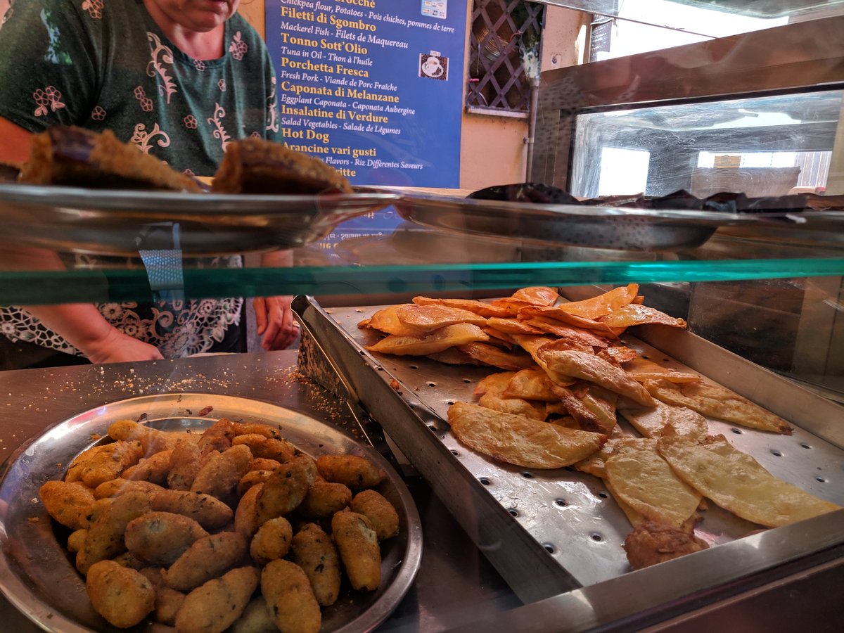 IlBarone_Siculo's tweet photo. #streetfood #Palermo #Chiluzzo https://t.co/TKioZ8ydSV