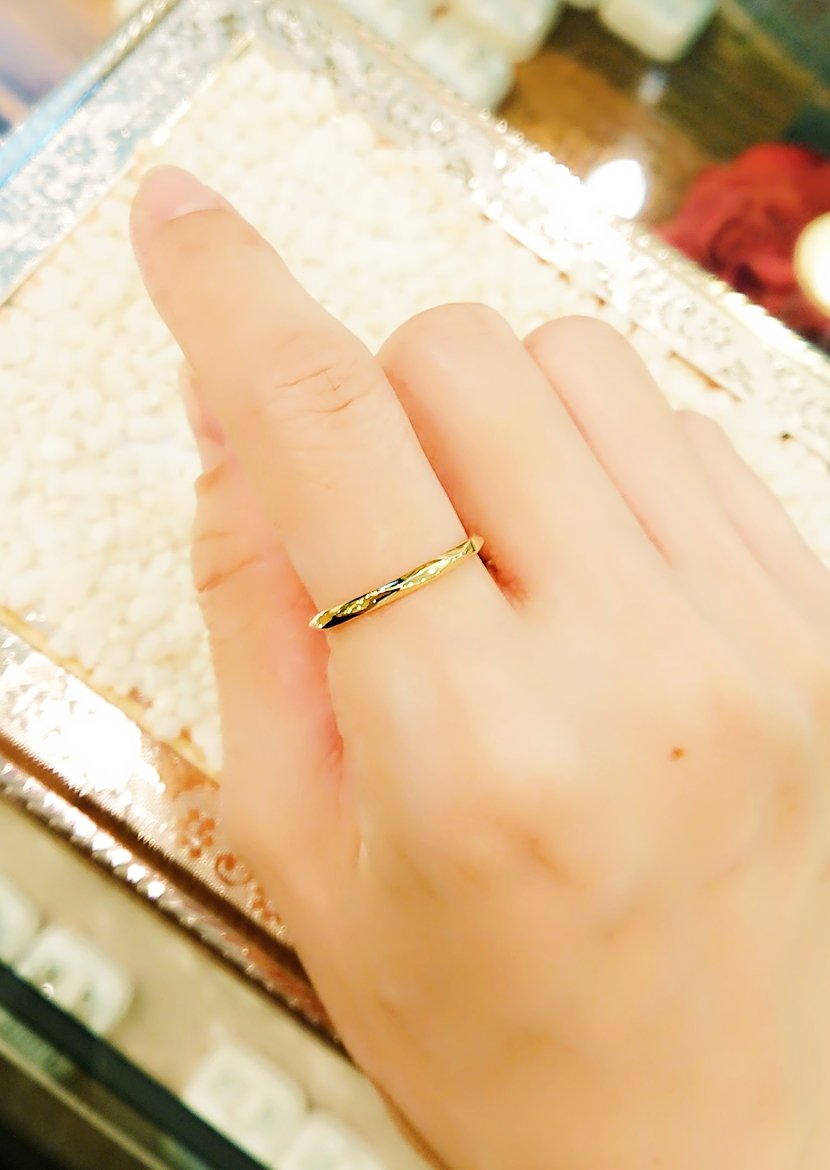ginya_nagano's tweet photo. あの!NEXT LABEL★より
新作登場~(゜д゜)♥️♥️
なんとK18💍シリーズから
細身のリングがキターーー!(゚∀゚ 三 ゚∀゚)ノ✨✨
はい、チェック🐥☝️
#GINYA #長野シルバーアクセ #K18 #リング #シンプル #細身 #ゴールド #silveraccessory #NEXTLABEL https://t.co/YD4om6X0Dx
