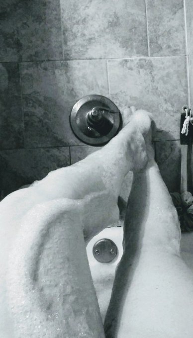 My Kik is now open and waiting for you 🤗. Kik > clawmiller  Will provide verification pics 😘  #findom<a href="/tag/kik"class="tags"><span>#kik</span></a><a href="/tag/findom"class="tags"><span>#findom</span></a><a href="/tag/paypigs"class="tags"><span>#paypigs</span></a>