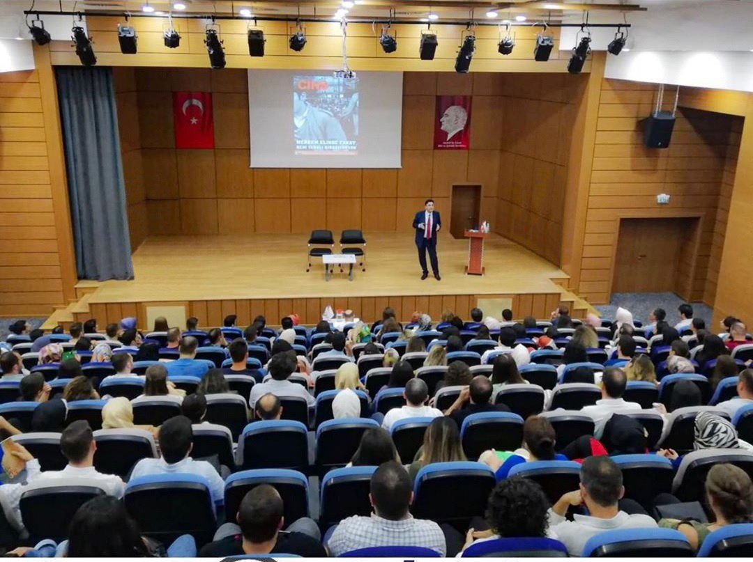FBesyol's tweet photo. 2019-2020 eğitim öğretim dönemi seminerleri ve zümre çalışmaları toplantılarından. https://t.co/KZB3ePozCO