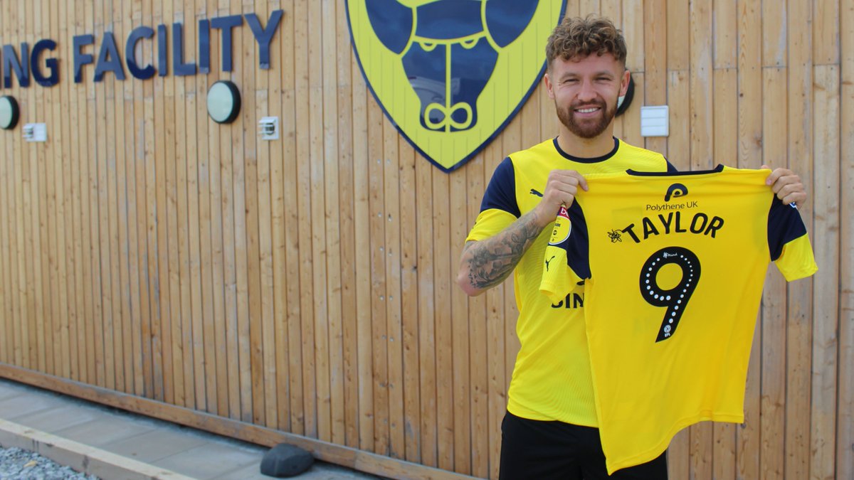 DONE DEAL: Matty Taylor signs on loan for #oufc:
oxfordmail.co.uk/sport/17846246…