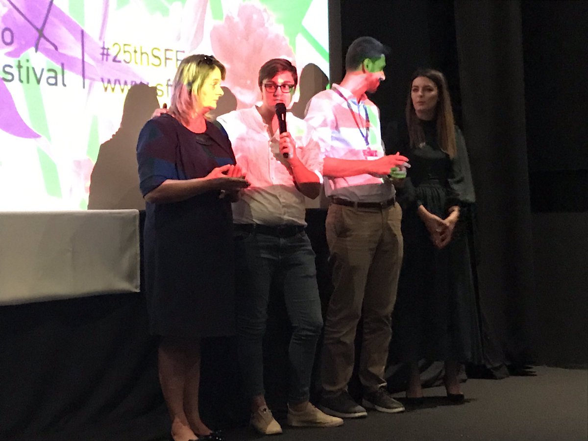 MattFieldUK's tweet photo. Snažan #25thSFF film „Nevidljivo dijete“ posvećen djeci rođenoj nakon ratnog silovanja. Iskreno sam dirnut Ajninom i @LejlaDamon pričom. Važno je pričati o hrabrosti žena koje su preživjele strašnu traumu, a koje su se uprkos svemu izborile za sebe i svoju djecu. #TimeForJustice https://t.co/MYJEOZTSIB