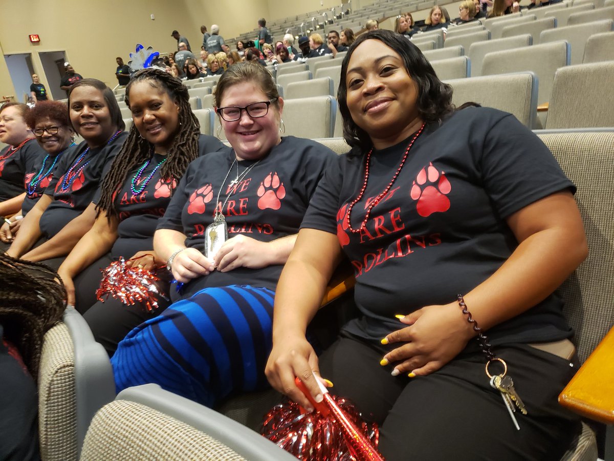 Rollins Pre-k is in the house <a href="/EMRollinsElem/">EM Rollins Bear Cubs</a> <a href="/VanceCoSchools/">Vance County Schools</a>  #vcstogetherwewin