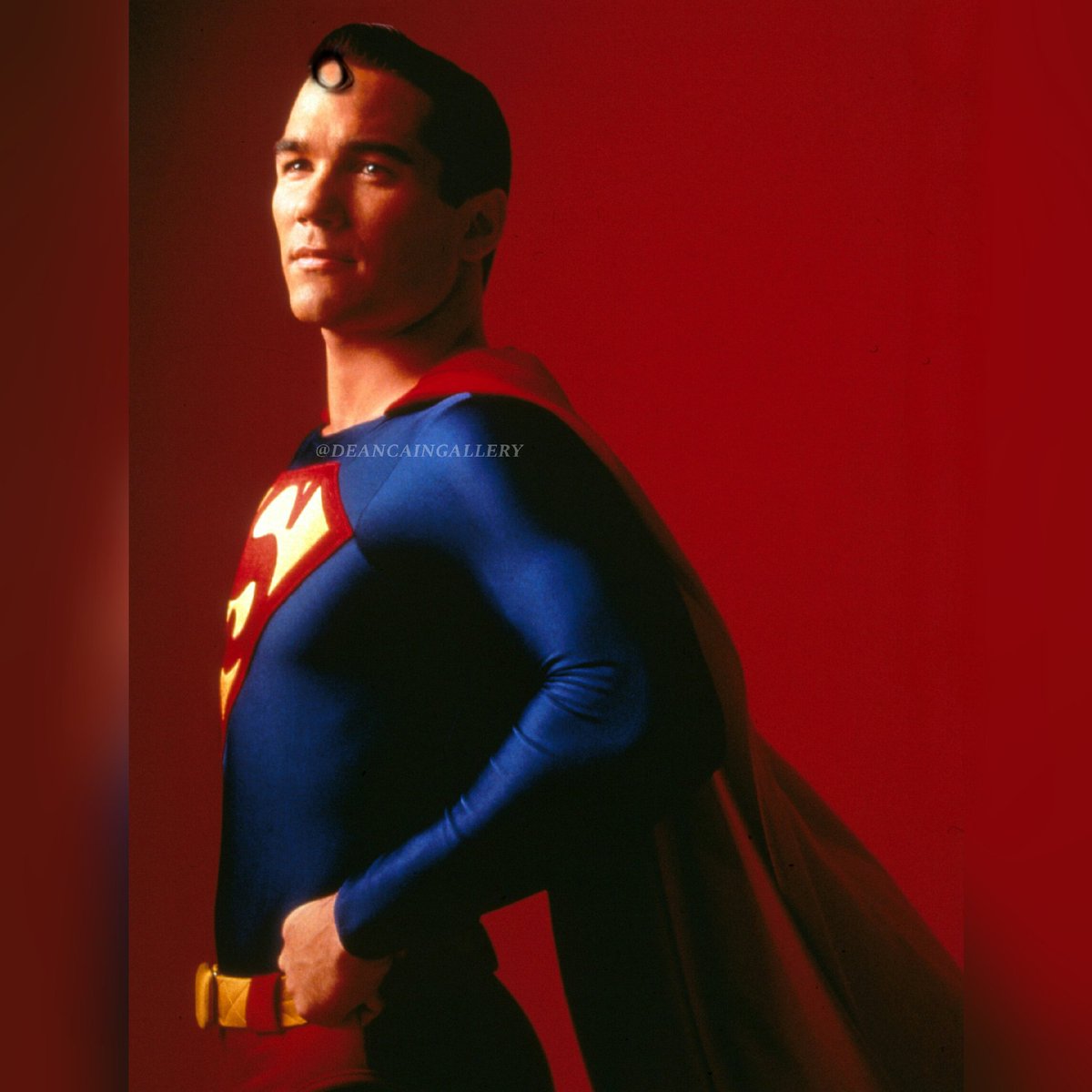 DeanCainGallery's tweet image. Been adding the #superman curl to @RealDeanCain promotional photos of #LoisAndClark! #justabitoffun