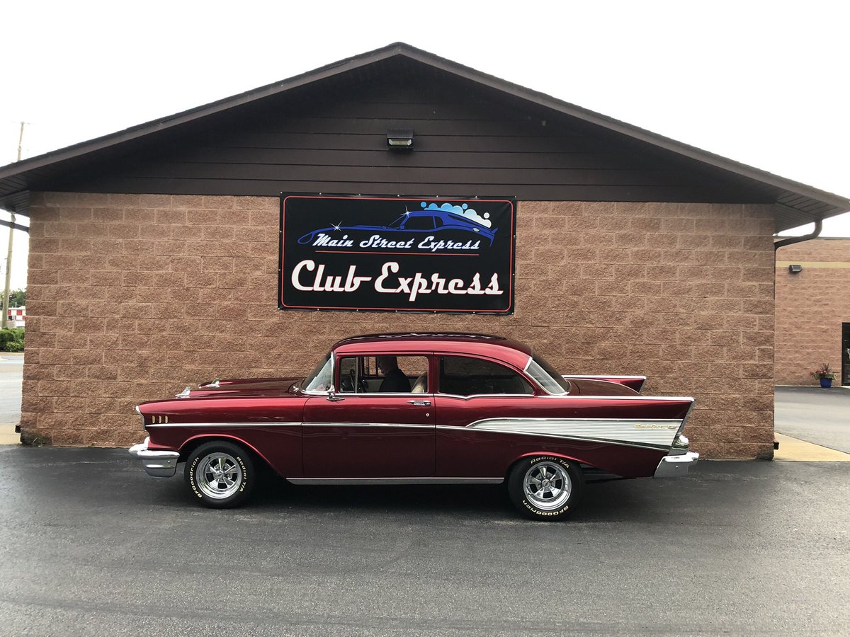 express_main's tweet image. Beautiful 1957 Chevy!  #clubexpress @KleenRiteCorp