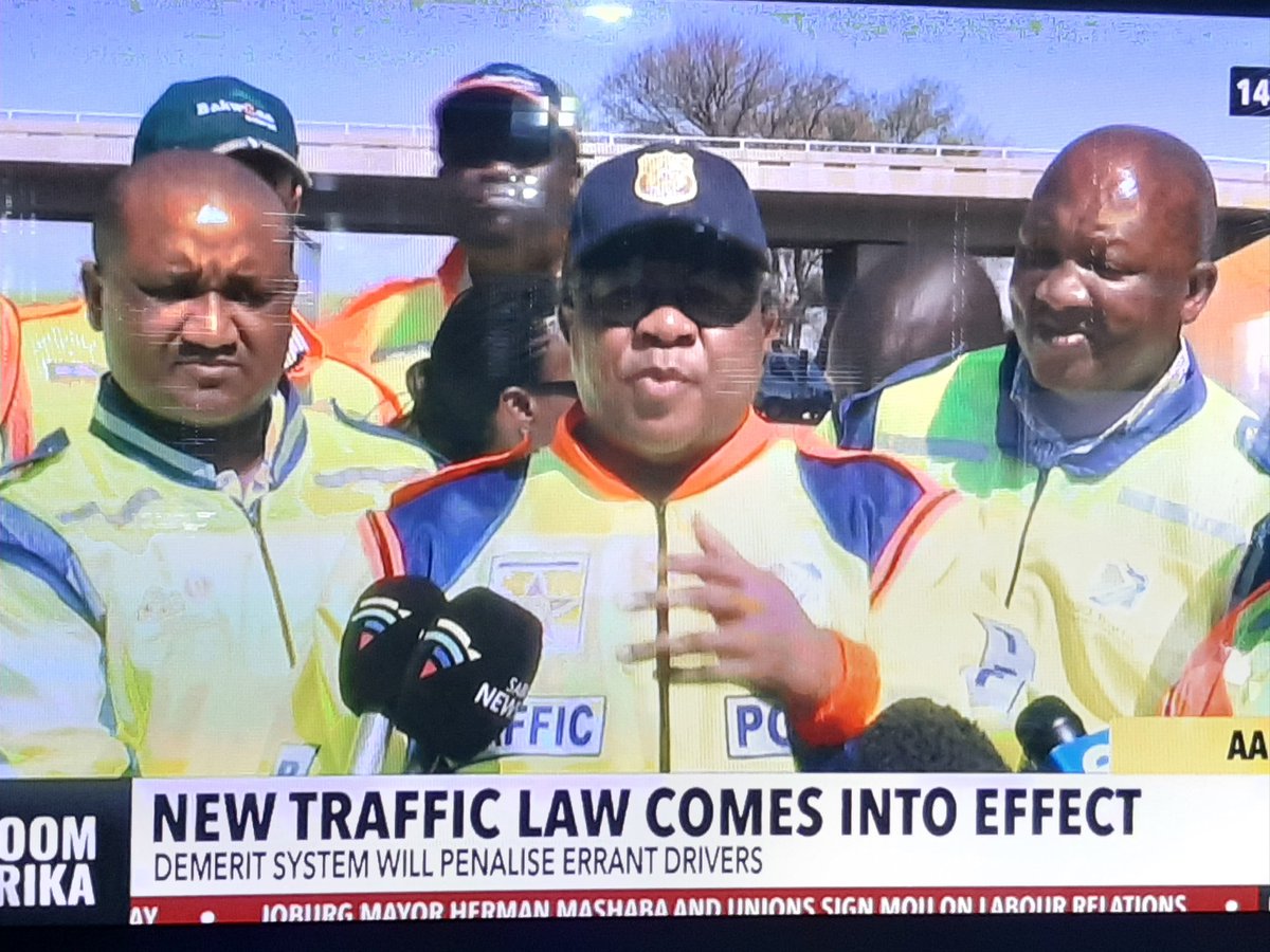 rtia_aarto's tweet photo. CEO of RTIA, Japh Chuwe, is now on @Newzroom405 speaking #AARTO. How will the new law increase safety on our roads. The law was welcomed by Minister @MbalulaFikile yesterday. President @CyrilRamaphosa approved it last week. @DoTransport @AyandaAllieP @EsethuOnDuty @philabafana https://t.co/Po3TvhSPxx