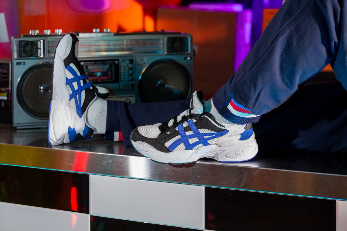 kard_indonesia's tweet photo. Stylishly defiant, iconic from day one - The ASICS GEL-BND.
Want a closer look? ➡https://t.co/vznFdu9xAW
#ASICSSPORTSTYLEID #GELBND #BOLDRERUN #KARD #istkicks https://t.co/CqfJBioBcQ
