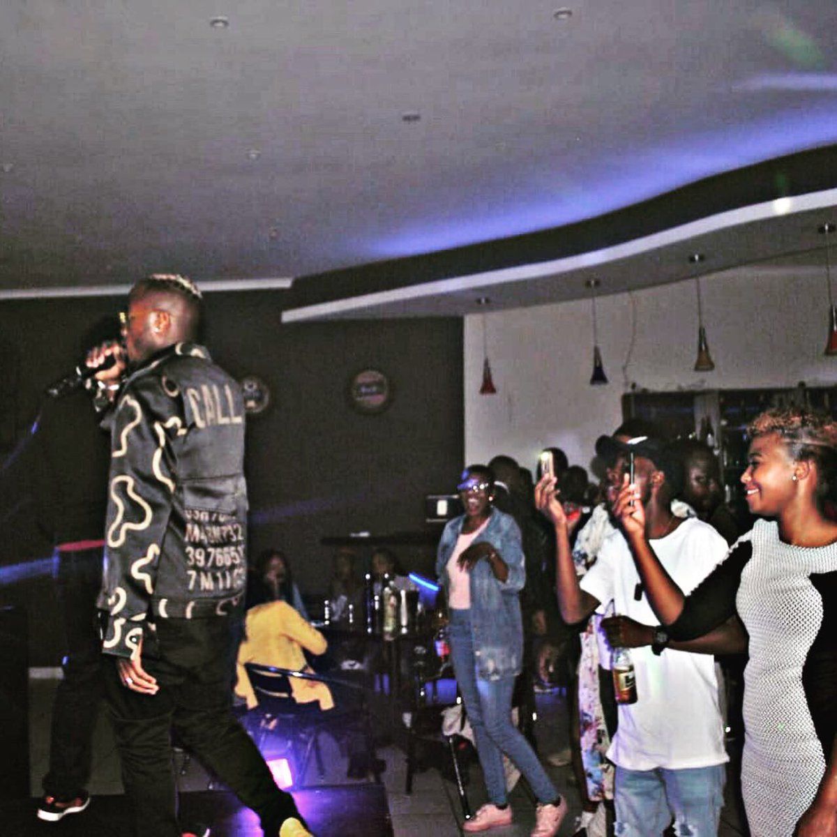 kingproyeawego's tweet photo. @kingproyeawego @mgd_southafrica @miller_srbija @millergenuinedraft @millergenuinedraftaus @rich_mnisi @sahiphop247 @sahiphophq @moscowloungejhb #yeawego #namanje #uglytoes #mgdplug #mgd #millerdesignlab https://t.co/D0AYBZ2poh