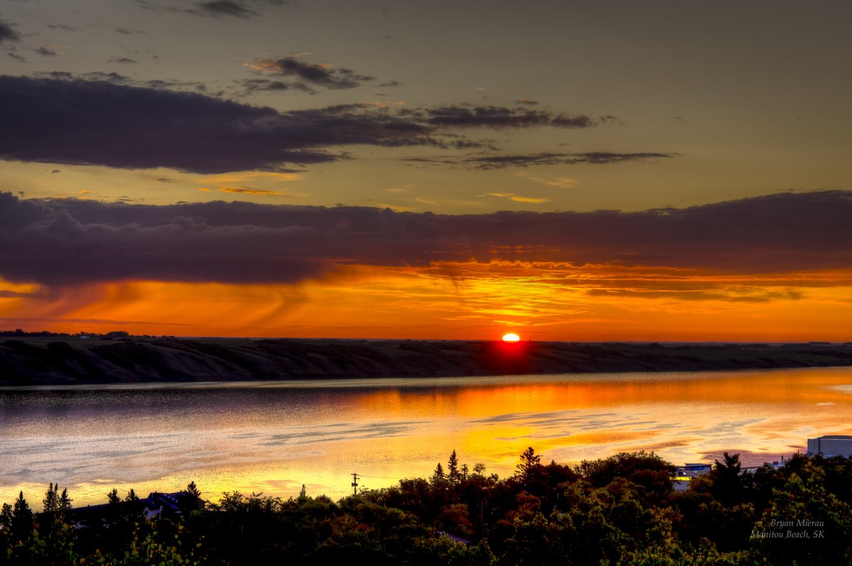 BryanMierau's tweet photo. 2019 August 19 Good Morning Manitou Beach
#sunrise 
#manitoubeachsk #manitoumoments
#watrous #watrousmanitoubeachtourism
#saskatchewan #meanwhileinsask 
#prairiesnorth #tourismsask #saskphotos 
#treaty4land #cottagecountry
#ExploreSaskPlaces #landoflivingskies
#bryanmierau https://t.co/8wjRJ3tEkg