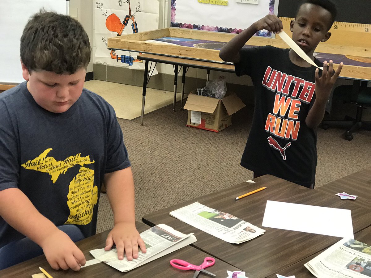 Marsh_CSS's tweet image. Working on teamwork at Concord South Side! #concordpride #southsiderocks