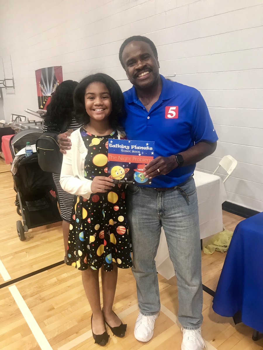 Talking1Planets's tweet photo. Author Jada Scott with Lelan Statom of News Channel 5 and the Titans Cheerleaders at the AAHS Black Expo and Youth Fair #TalkingPlanetsBook https://t.co/NA9Q3ZIX97