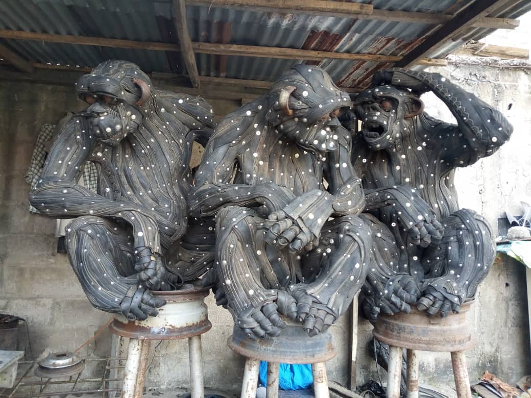 Gangwolf360's tweet photo. This is Creative. Nigerian artist Nkwocha Ernest (@NkwochaErnest) turns discarded old tyres into these incredible sculptures. 

Please retweet to show the world! https://t.co/wFX9SoOq7T
