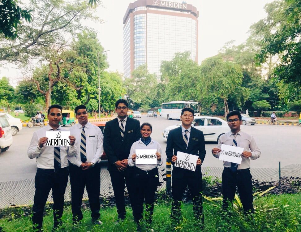 StylesXrox's tweet photo. #frontofficeproject
#groupactivity
@delhi_iihm 
@IIHMHOTELSCHOOL 
@LeMeridien 
@LeMeridienND 
#Hospitality https://t.co/P9Ph9GdI8q