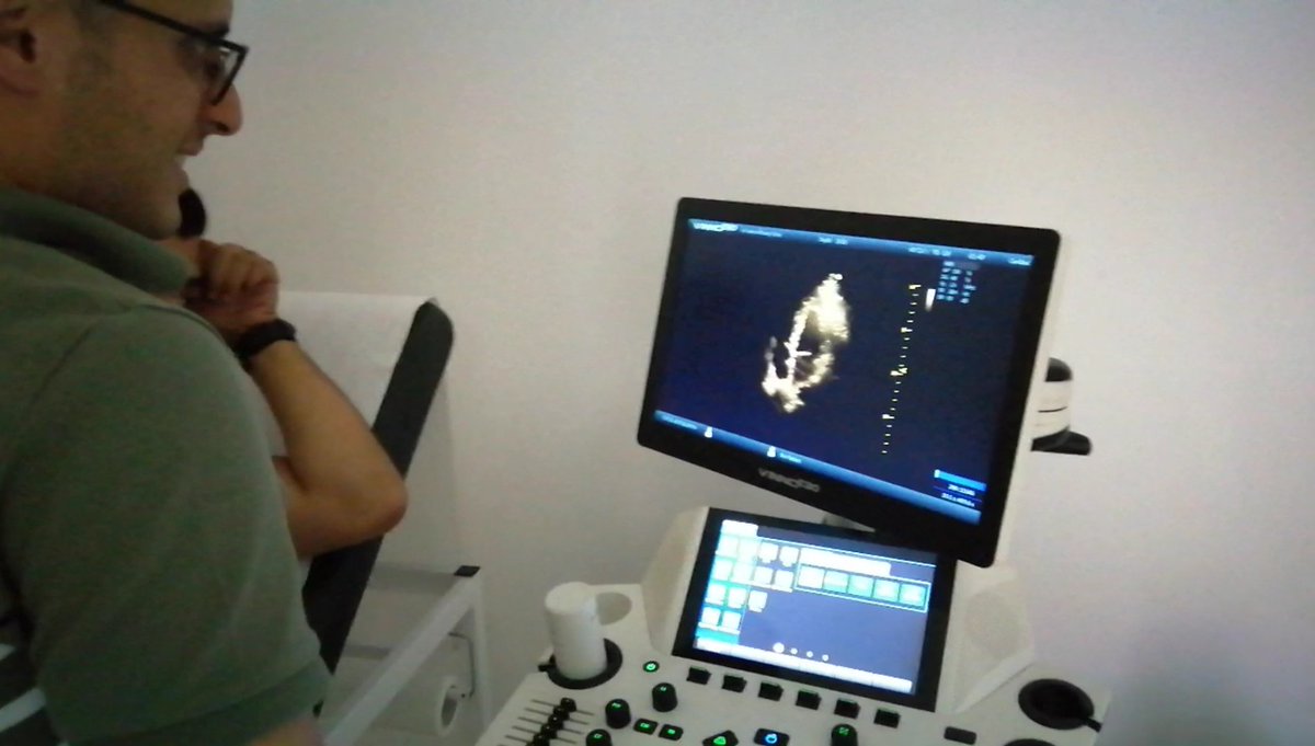 FlashmedC's tweet photo. It's an honor to visit you "Dr Carlos Al Khouri"

After one year and a half, thanks to VINNO that fulfills your belief in it.

VINNO abbreviates the meaning of innovation in vision within our body.

Allow us to be your biomedical counselor.

WhatsApp Link:
https://t.co/mkM6axBWW0 https://t.co/P64KhMUNcV