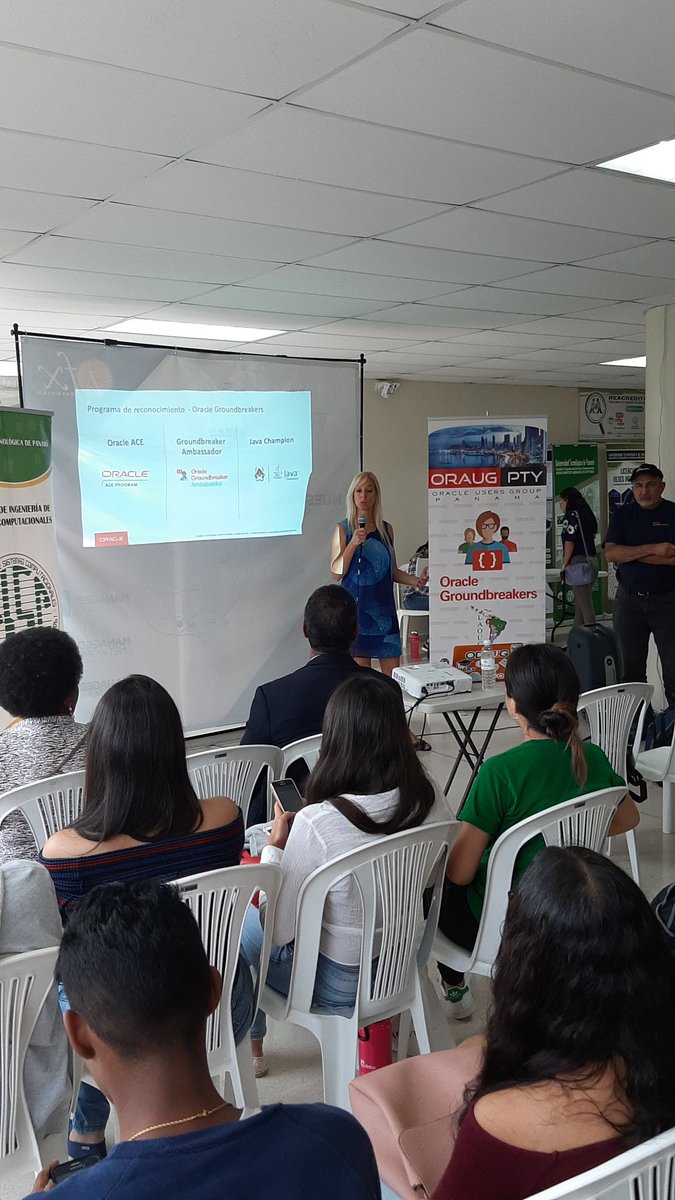 utpfisc's tweet photo. Oracle Groundbreakers Tour Latam 2019.
ORACLE Day  #OracleDay2019UTP Panamá. 

Expertos internacionales impartiendo charlas y talleres todo el día de hoy, aquí en la @utpfisc @utppanama

#oraugPty #Oracle #OracleDay2019 #OracleGroundbreakers #FISC #UTP https://t.co/TpAI3Rz7xy
