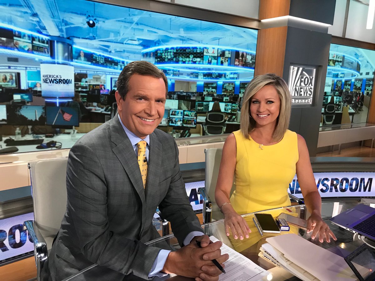 JonScottFNC's tweet image. In for ⁦@BillHemmer⁩ on ⁦@AmericaNewsroom⁩ with the always amazing ⁦@SandraSmithFox⁩.  Please join us!