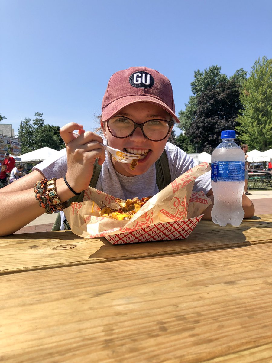 GannonU's tweet photo. Wish every Monday could be this awesome. Ready for #PreviewGU day four. https://t.co/jwIS0Z4HoJ https://t.co/PvaIP9Elvn