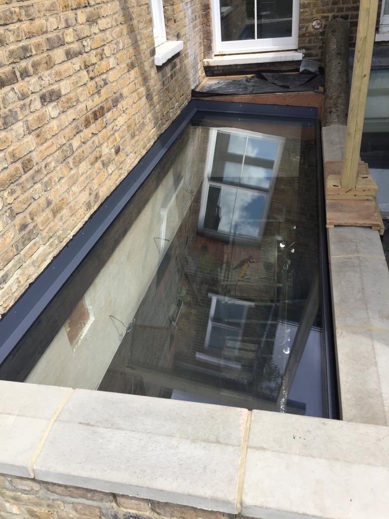 rooflightSOLS's tweet photo. Some nice images through from a live install in Balmuir Gardens, London! #skysthelimit #rls #glazing #architecture #londonskyline #rooflights #skylights #design https://t.co/Is8Al2SlV2