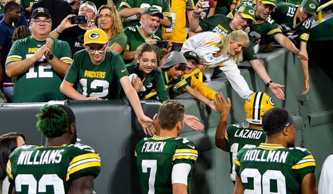 P1Insight's tweet photo. In order to maintain strong attendance #'s, the #NFL is working to improve fan experience at many of its venues. From AR integrations to new and improved concessions, see how the league is catering to attendees. #P1Insight #SportsBiz

Read the story here- https://t.co/QmPTK9uOxq https://t.co/Zuky7sTOch