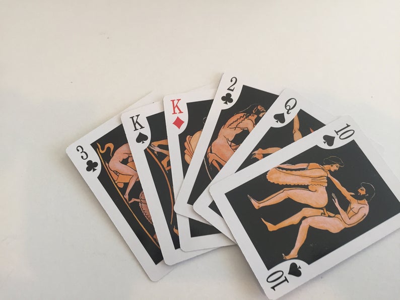 With the “presapiens” and “Tayacian” resigned to the trash bin of prehistory, let’s explore the  #context of sexy Athenian painted potsThese 2500 yr old NSFW paintings are still popular today, redrawn in a “stylish” manner for decks of cards sold at kiosks in downtown Athens/10