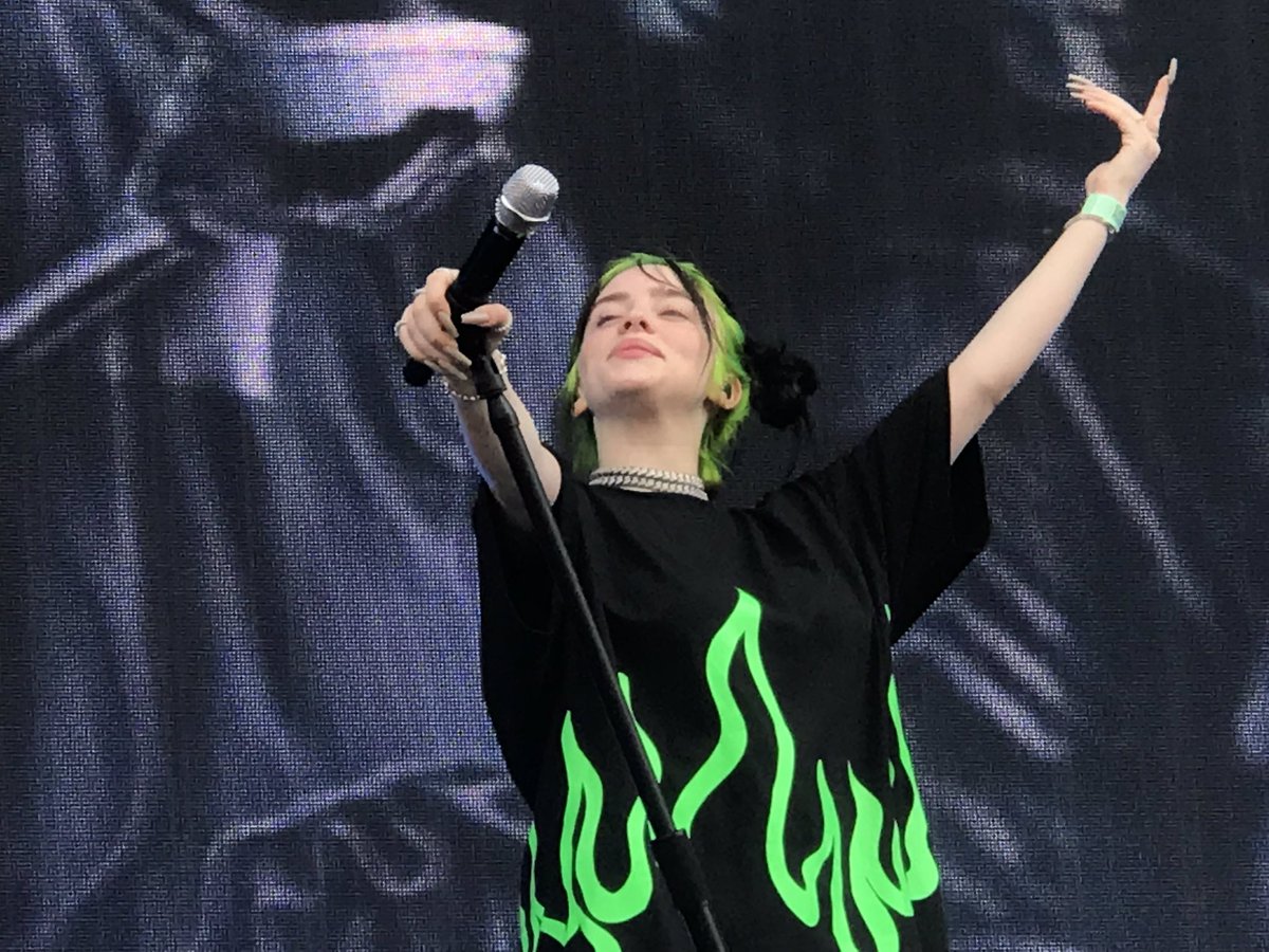 fantomofpop's tweet photo. Billie was soooooo good yesterday! Thanks @pukkelpop for putting her on the Main Stage ❤️ https://t.co/oAoIKAavyD