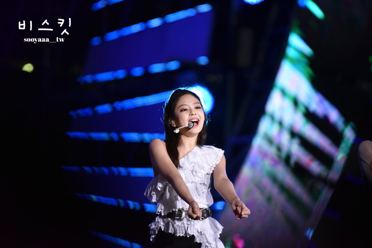sooyaaa__tw's tweet photo. 181014 JENNIE
#BLACKPINK #Jennie #블랙핑크 #제니 💃🏻 https://t.co/RYzQafDWGi
