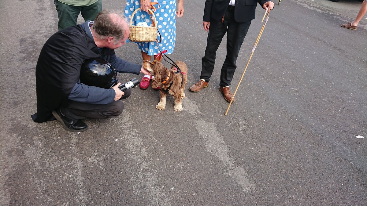 LucyBWalker's tweet photo. Darth Vader (aka @NicholasClarkBB) taking a moment to pet a dog #notsoevil #evendarklordslikedogs @AldeCarnivalUK https://t.co/IbI1nDWYcH
