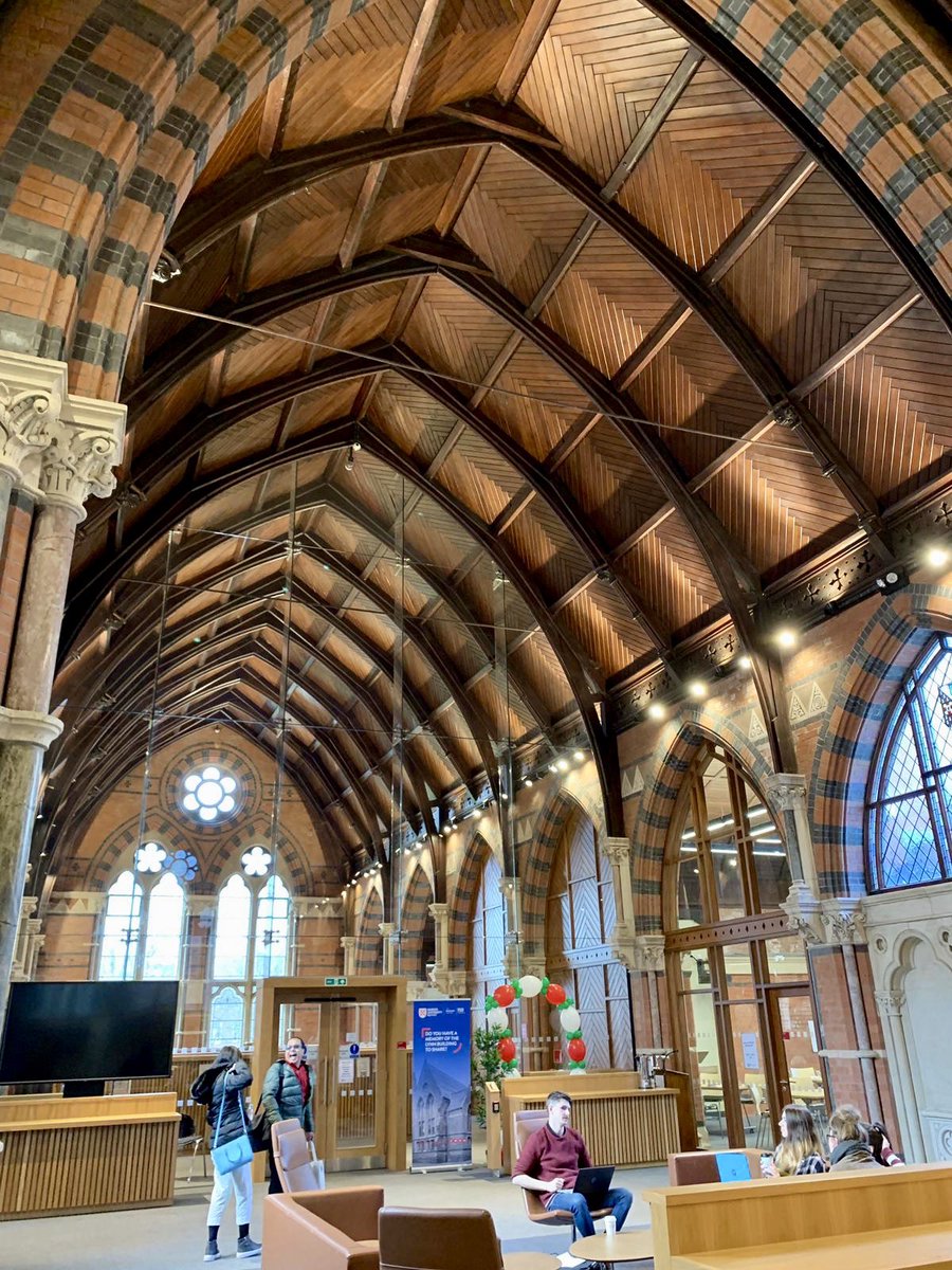 INTO_Queens's tweet photo. Itโs #WorldPhotographyDay today! Share your photos with us & #helloINTO
Here are a few pics we love of #Belfast, #QUB and #NorthernIreland https://t.co/0XBwrpIXGh