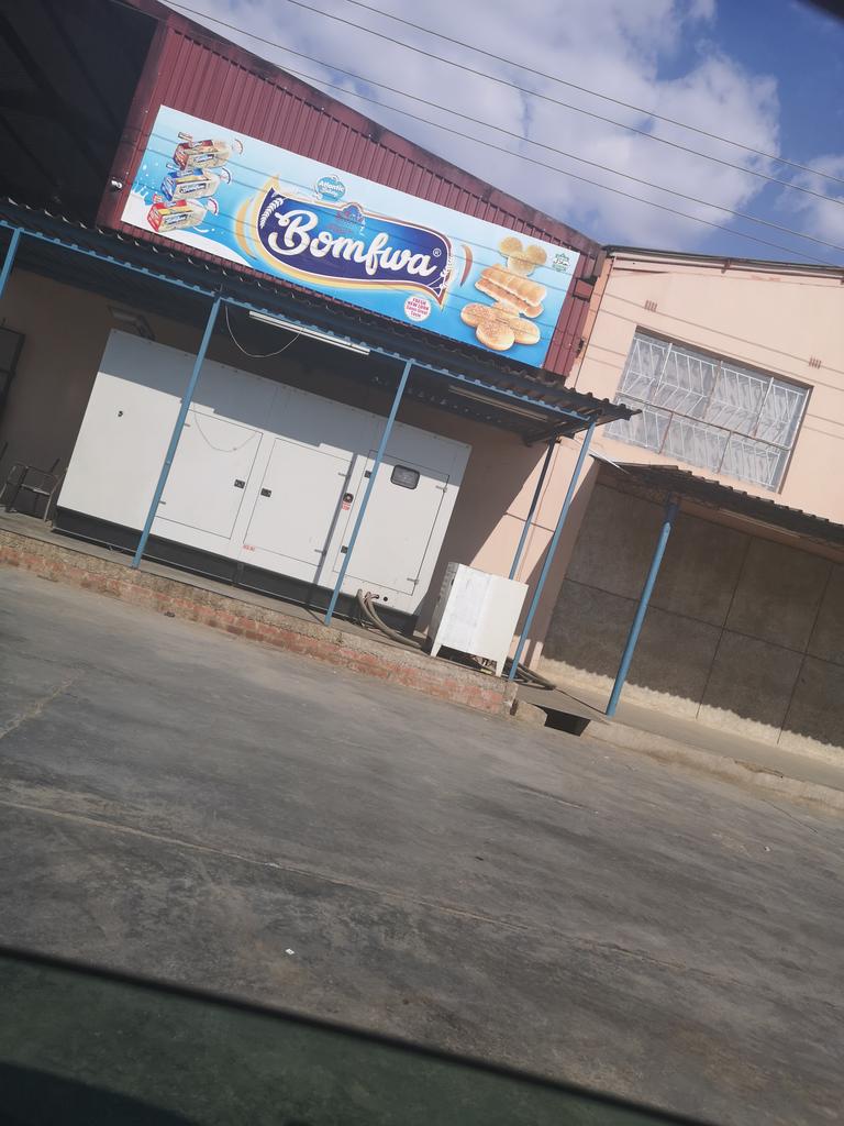 VanillaDzaddy's tweet photo. When Dad asked me to come get some bread, I had money in mind but I guess this will do.... https://t.co/BYQklnYof3