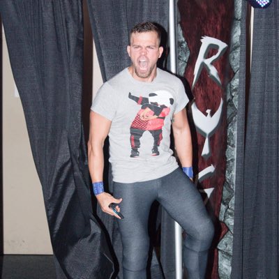 RealTad_Jarvis's tweet photo. #FirstWin #SpringdalePa #RyseWrestling #TeegesFollowers https://t.co/eUI89pDlFR