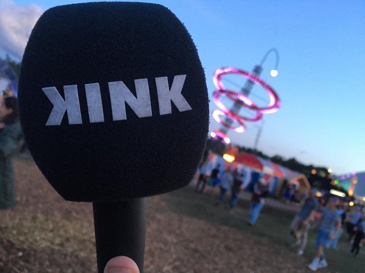 KINKpuntnl's tweet image. En vanavond tussen 21-23u nog meer voor je post- @Rapid_Razor_Bob Blues in de Lowlands Afterparty op KINK. Interviews met en muziek van oa @destaat @LoyleCarner @thomasazier @sonicseagirls ! #LL2019 #kinkpuntnl