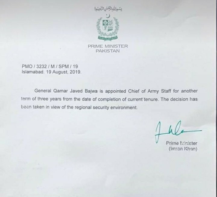 SolangiTani's tweet photo. #COAS
#CONGRTZ 
U got next 3 years to serve your policy....
Hence proved might is right..
And Khan sHb ap ko B mubark aap Ny zardari shb k nqash e qadm py chl k sb ko btadyaa k hathii k dant dikhany k Ur ur khany k uR... https://t.co/JcXCN3610D