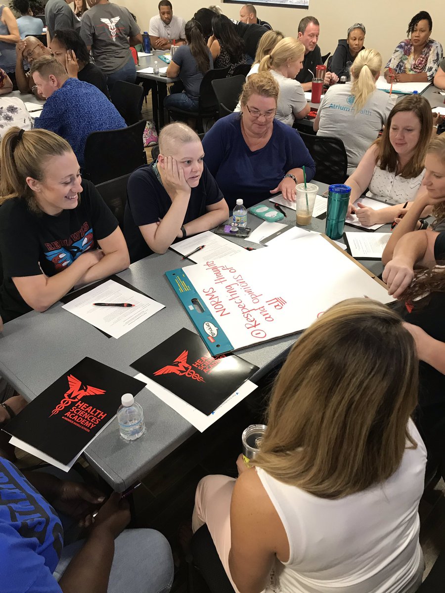 SwackRealtreeAP's tweet photo. @MonroeMS_NC staff members developing norms to guide our year...awesome conversation!!! Preparation for Peer Consultancy Protocol! @UCPS_MonroeNC @BashawnHarris  @AGHoulihan https://t.co/jxanxFaYeB