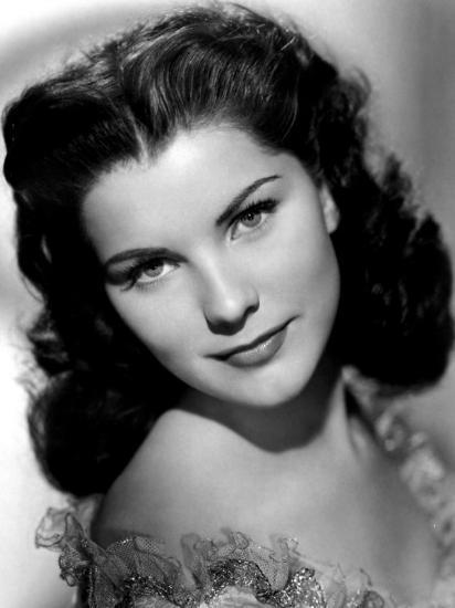 Happy 86th birthday to Debra Paget!! Loved her best in House of Strangers (1949) and The Ten Commandments (1956). 