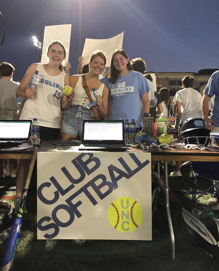 UncClubSoftball's tweet photo. We had a great time seeing you all at #UNCFallFest!! See you out on the field next week! 🐏🥎😎 #GoHeels https://t.co/y4rPPplf12
