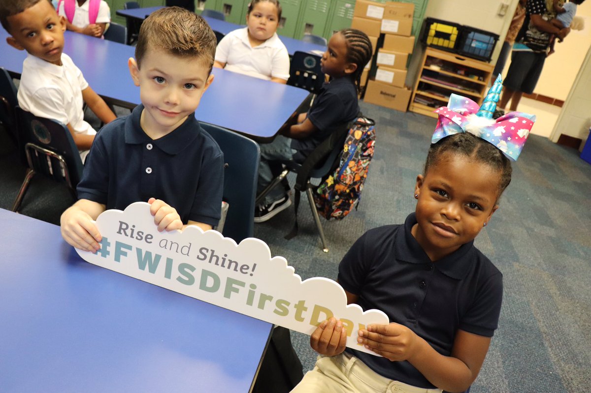 KentPScribner's tweet photo. Our @AM_pate1 students have a team full of superheroes supporting them on their #FWISDFirstDay! #FWISD https://t.co/AzOG797I6Z