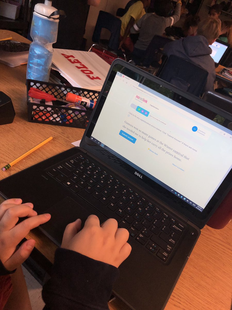 AllisonGurski's tweet photo. Love when we walk in a classroom & students are engaged in differentiated activities! π΄ββ οΈβοΈπ΄ββ οΈ #LeadLiveLearn @PickettsMillES @MisincoPepper #ClassOneNote #ReadersWorkshop #NoRedInk #IndependentReading https://t.co/0Q49I8JN1I