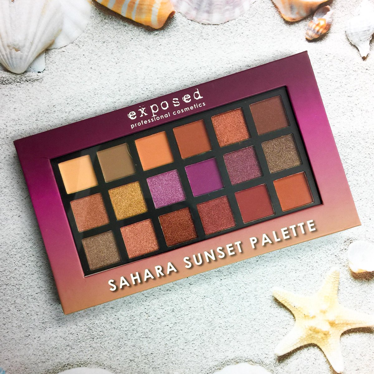 😎 The Sahara Sunset Palette is your perfect holiday companion 🌴
.
.
.
#SaharaSunsetPalette #eyeshadow #saharasunset #brigteyeshadow #warmtones #summer #travel #makeup #essentials #holidays #warmshades #summersunshine