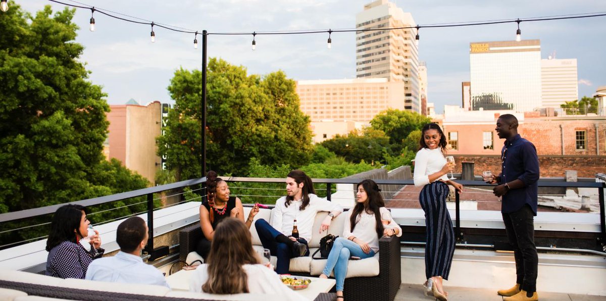 gardenandgun's tweet photo. From the vibrant art scene to the upswing of rooftop bars and craft cafés, there's always something new and unexpected to discover in @columbiasc: https://t.co/lU4QRuO4pA #RealColumbiaSC #sponsored https://t.co/VaqowD2h8o