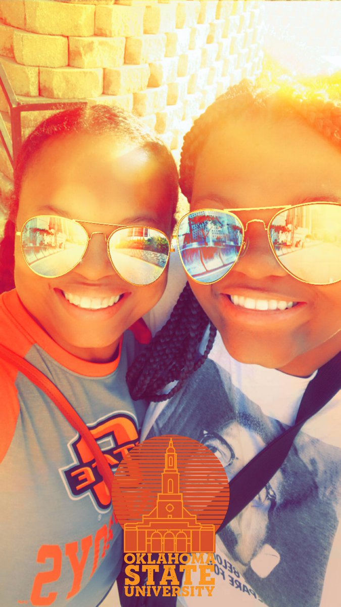 DeCleasha's tweet photo. .@doneashamartin When you rise every morning internalize every positive word I’ve ever spoke to you. You are compassionate. You are intelligent. You are unrelenting. You are beautiful. You are loved.❤️😘🥰 👆🏽🍊 #rideem #filleunique #evrythang #sophomore #okstate #collegelife https://t.co/AuXwnDWcIj