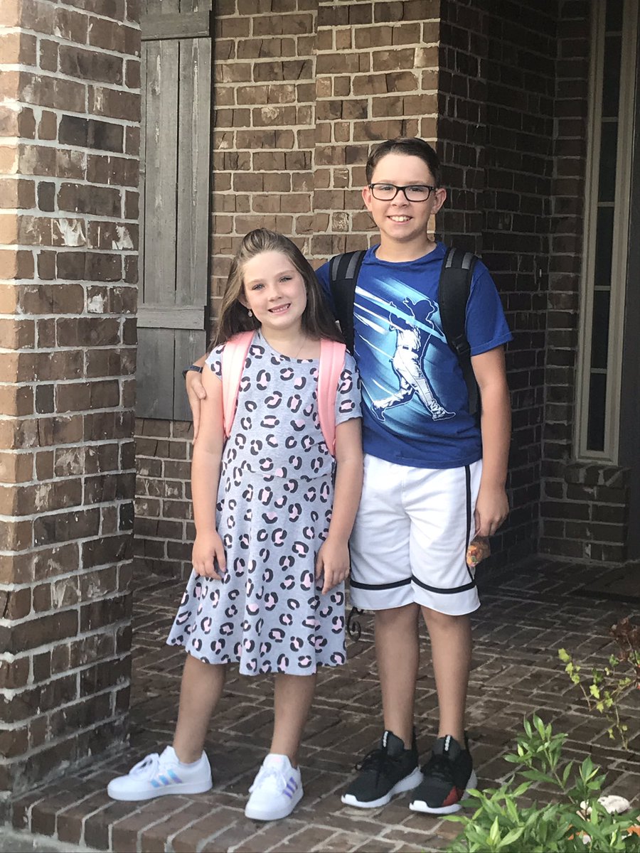 I Hope everyone has an awesome #kisdfirstday These kids....just grow way to fast! Cherish the moments #kleinfamily